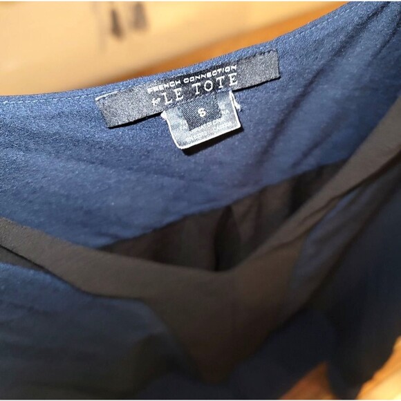 5/$25 French Connection for Le Tote Sleeveless V-Neck Blouse Sheer Hem NWOT - Picture 4 of 7